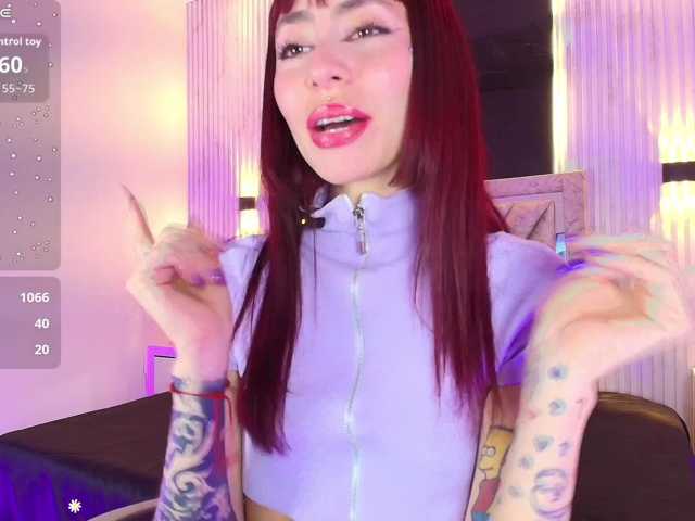 Sabrinaa1 live cam on BongaCams