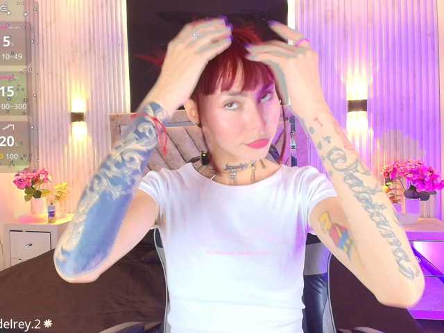 Sabrinaa1 live cam on BongaCams