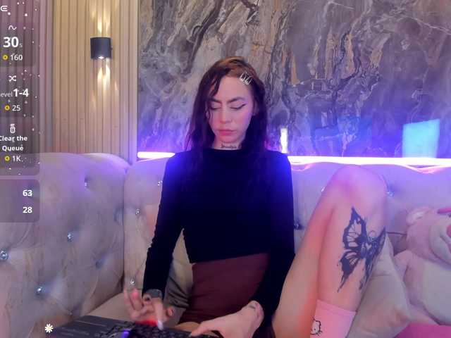 Sabrinaa1 live cam on BongaCams