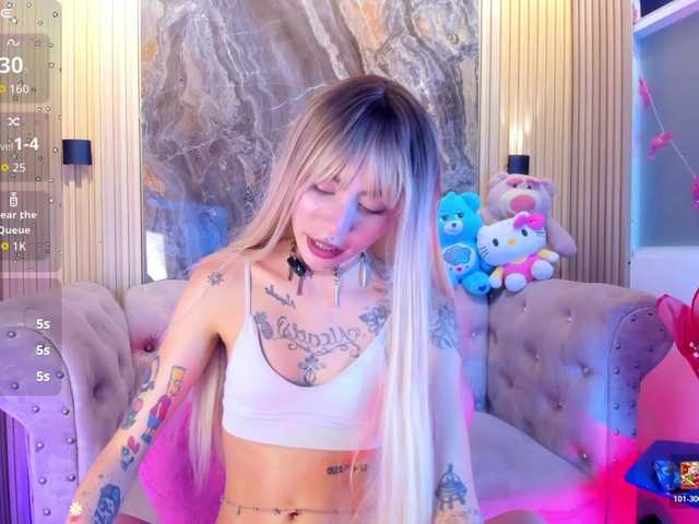 Sabrinaa1 live cam on BongaCams