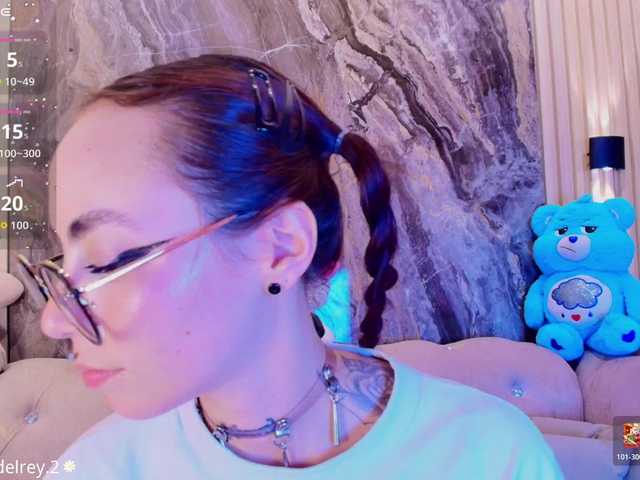 Sabrinaa1 live cam on BongaCams