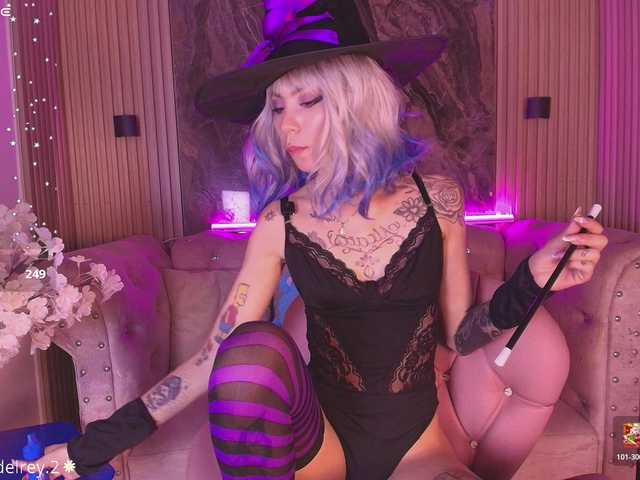 Sabrinaa1