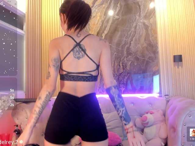 Sabrinaa1 live cam on BongaCams