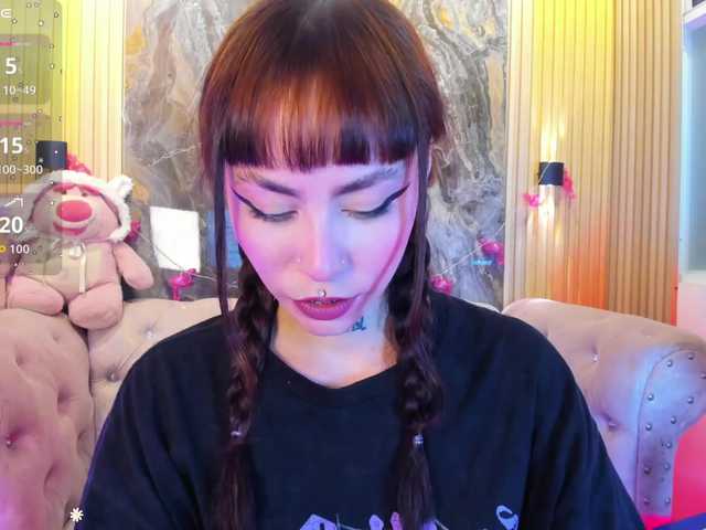 Sabrinaa1 live cam on BongaCams