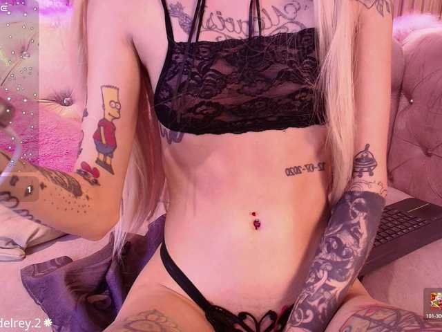 Sabrinaa1 live cam on BongaCams