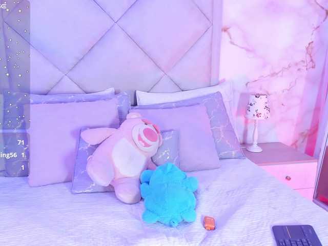 Sabrinaa1 live cam on BongaCams