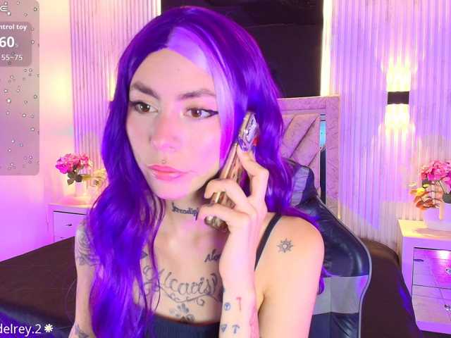 Sabrinaa1 live cam on BongaCams