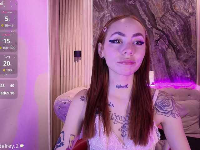 Sabrinaa1 live cam on BongaCams