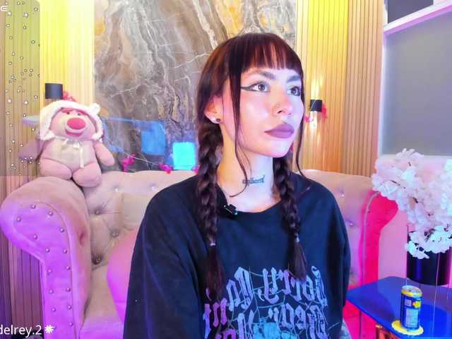 Sabrinaa1 live cam on BongaCams