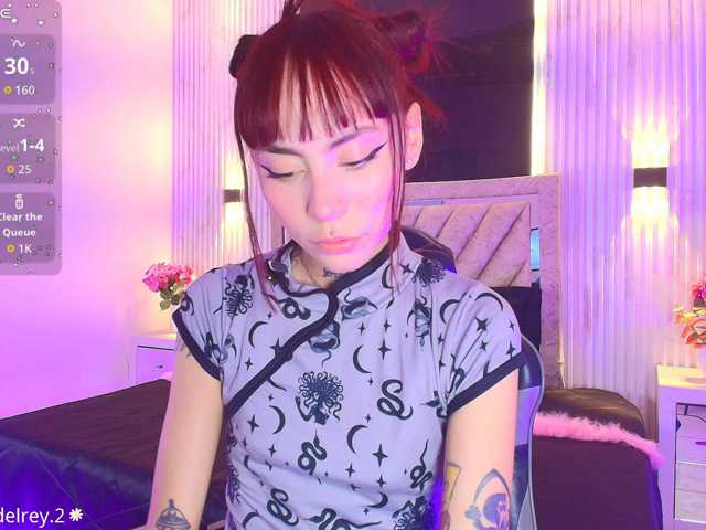 Sabrinaa1 live cam on BongaCams