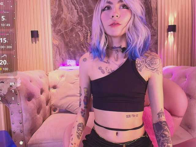 Sabrinaa1 live cam on BongaCams