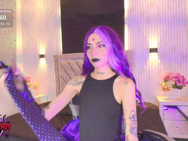 Sabrinaa1 live cam on BongaCams