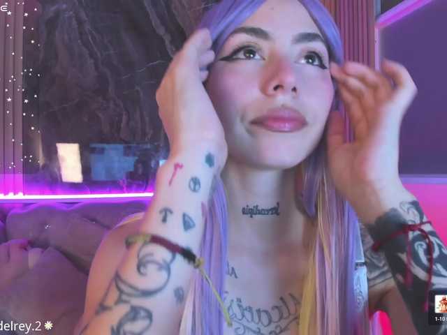Sabrinaa1 live cam on BongaCams