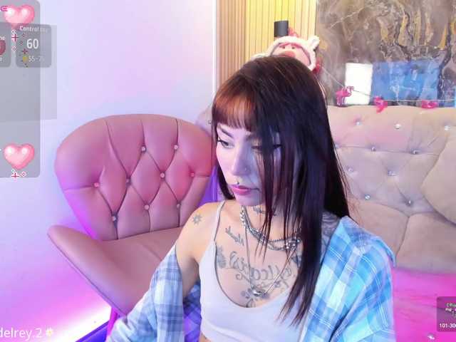 Sabrinaa1 live cam on BongaCams