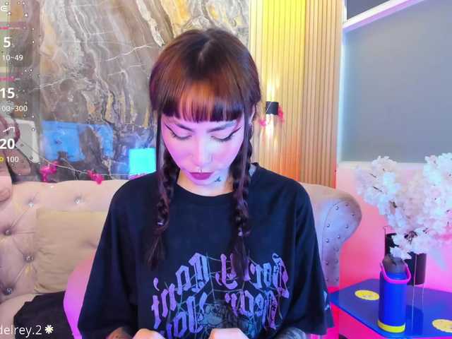 Sabrinaa1 live cam on BongaCams