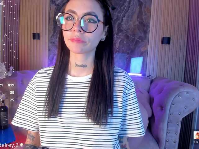 Sabrinaa1 live cam on BongaCams