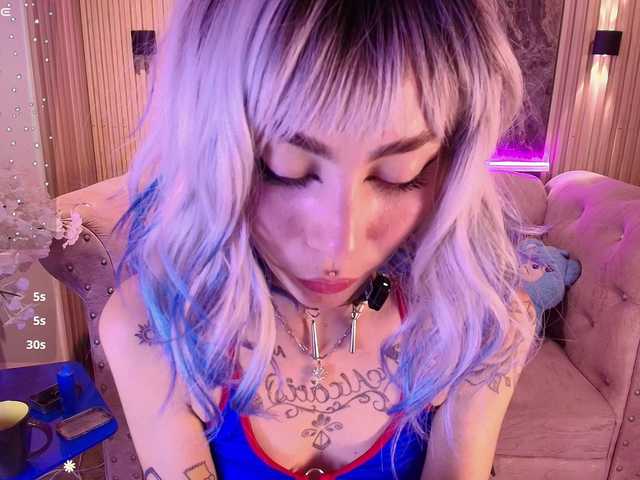 Sabrinaa1 live cam on BongaCams