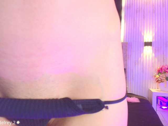 Sabrinaa1 live cam on BongaCams