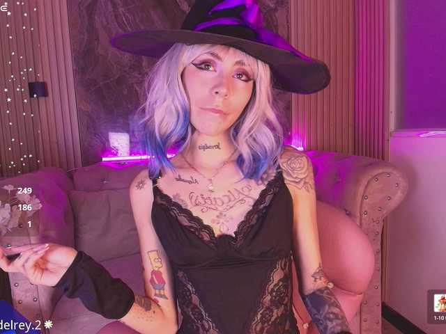 Sabrinaa1