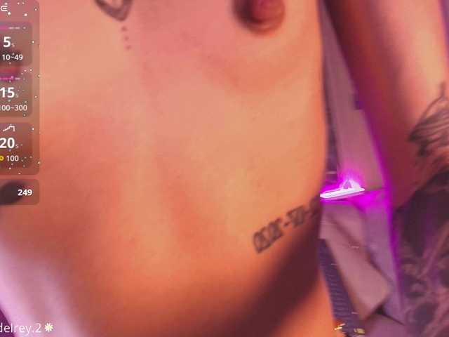 Sabrinaa1 live cam on BongaCams