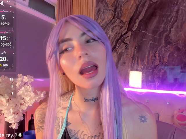 Sabrinaa1 live cam on BongaCams