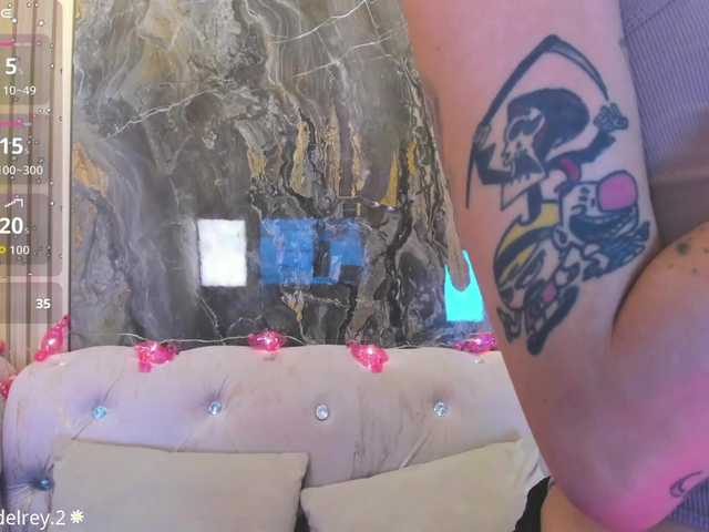 Sabrinaa1 live cam on BongaCams