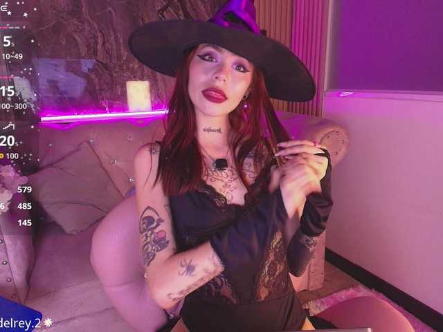 Sabrinaa1 live cam on BongaCams