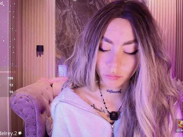 Sabrinaa1 — live female cam