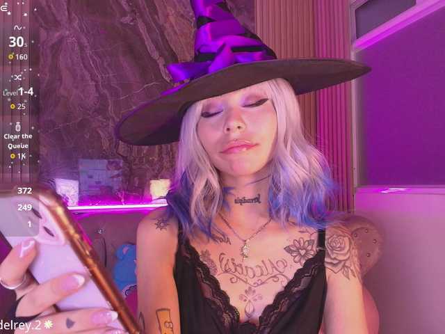 Sabrinaa1