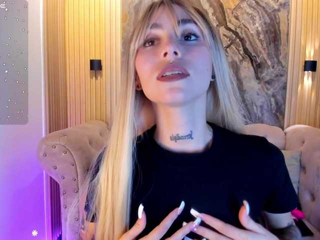 Sabrinaa1 live webcam show
