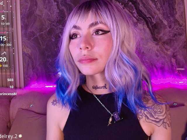 Sabrinaa1 live cam on BongaCams