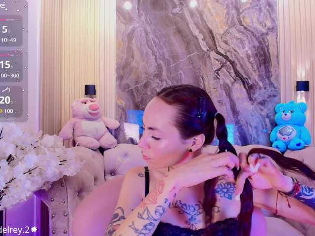 Sabrinaa1 live cam on BongaCams