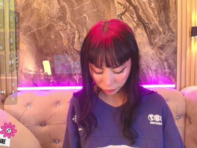 Sabrinaa1's BongaCams show and profile