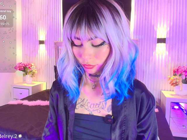 Sabrinaa1 live cam preview