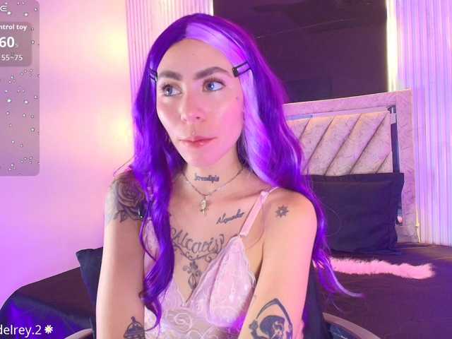 Sabrinaa1, en directo ahora en BongaCams