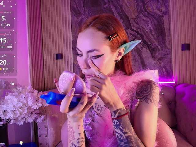 Sabrinaa1 live cam on BongaCams