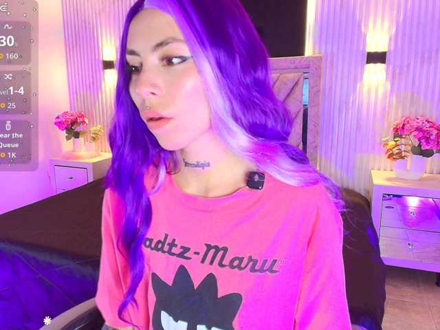 Sabrinaa1 live cam on BongaCams