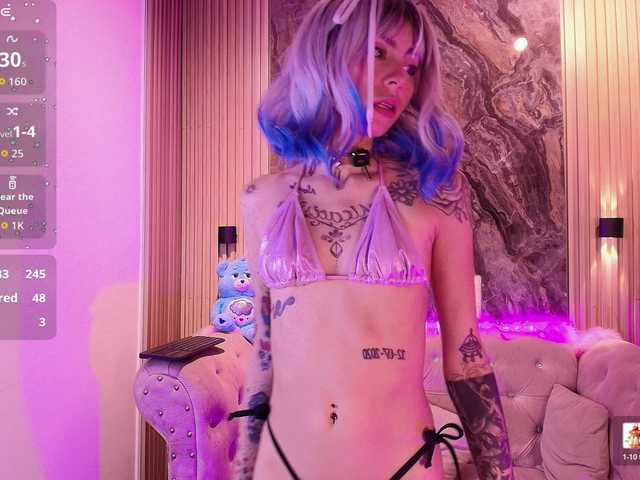 Sabrinaa1 live cam on BongaCams