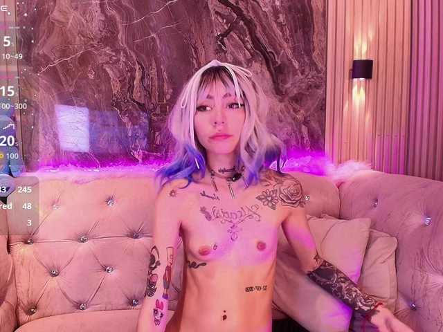 Sabrinaa1 live cam on BongaCams