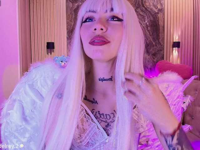 Sabrinaa1 live cam on BongaCams