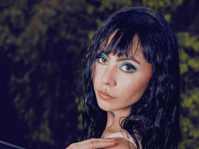 Sabrinaa1 live cam on BongaCams