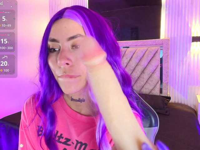 Sabrinaa1 live cam on BongaCams