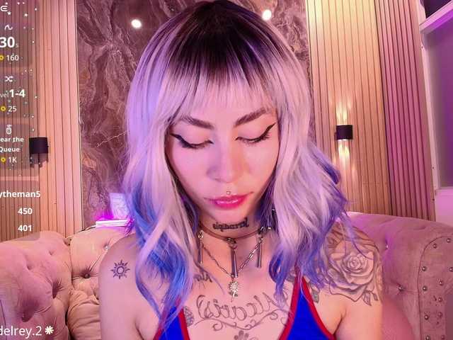 Sabrinaa1 live cam on BongaCams