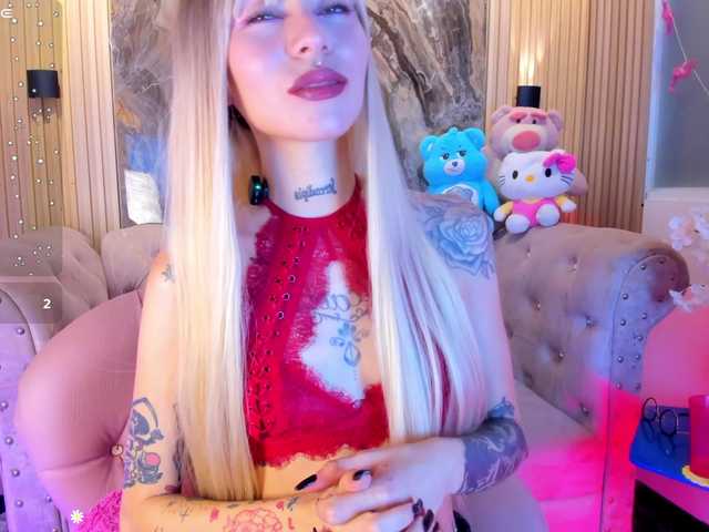 Sabrinaa1 live cam on BongaCams