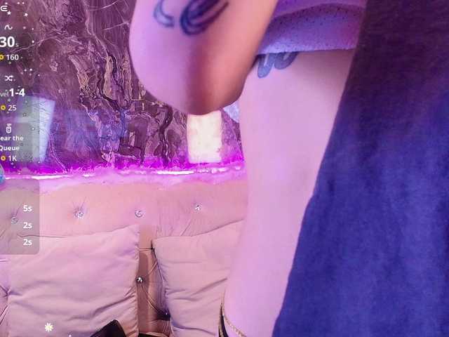 Sabrinaa1 live cam on BongaCams