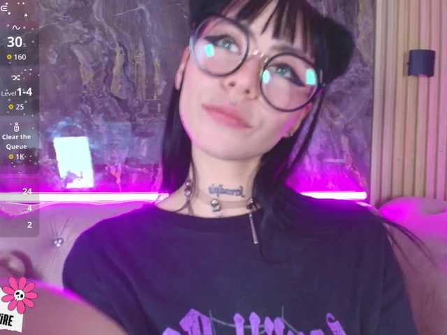 Sabrinaa1's BongaCams show and profile