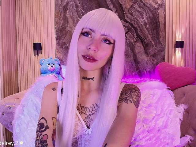 Sabrinaa1 live cam on BongaCams