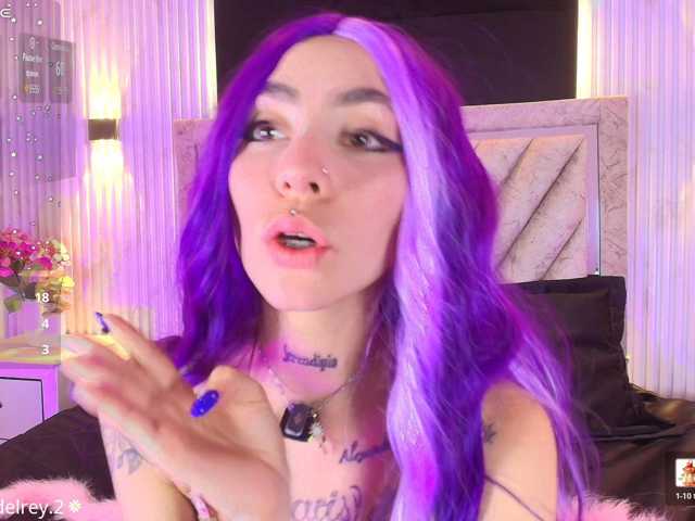 Sabrinaa1, live now on BongaCams