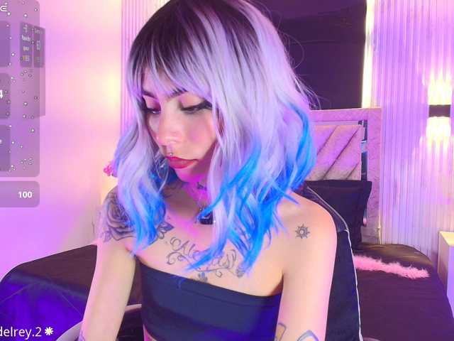 Sabrinaa1 live cam on BongaCams