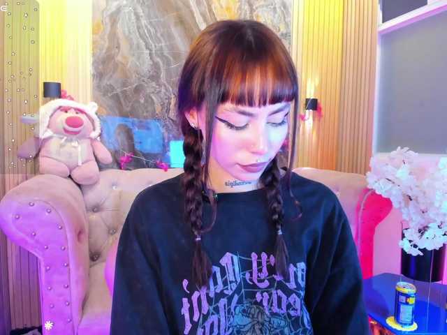 Sabrinaa1 live cam on BongaCams